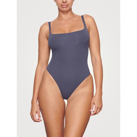 SKIMS Tops - Skims Fits Everybody Square Neck Bodysuit